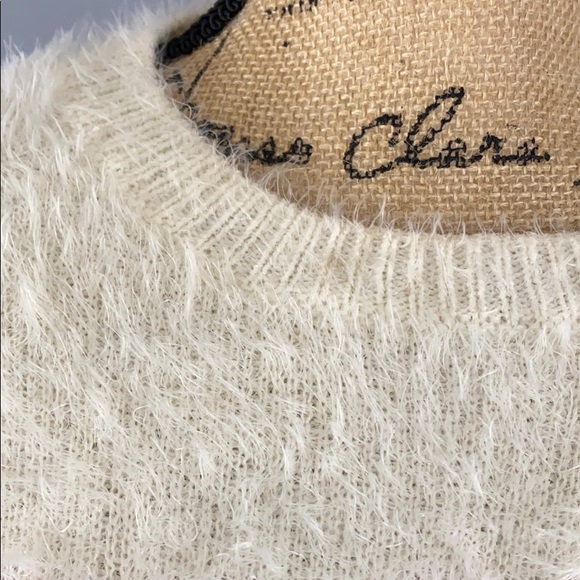 Forever 21 Winter Sweater - Picture 3 of 3